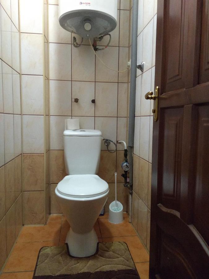 Apartments Comfortablе แชร์นิฟซี ภายนอก รูปภาพ